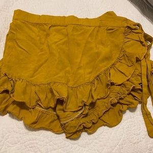 Mustard skort size small